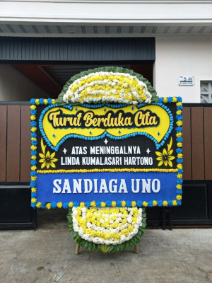 Papan Bunga Duka di Gayam